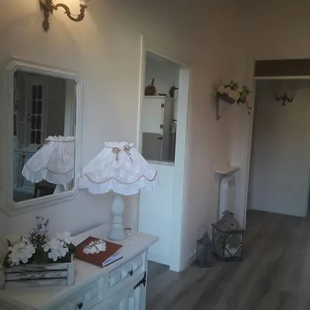 Apartament Shabby House Nonna Peppa Campello sul Clitunno